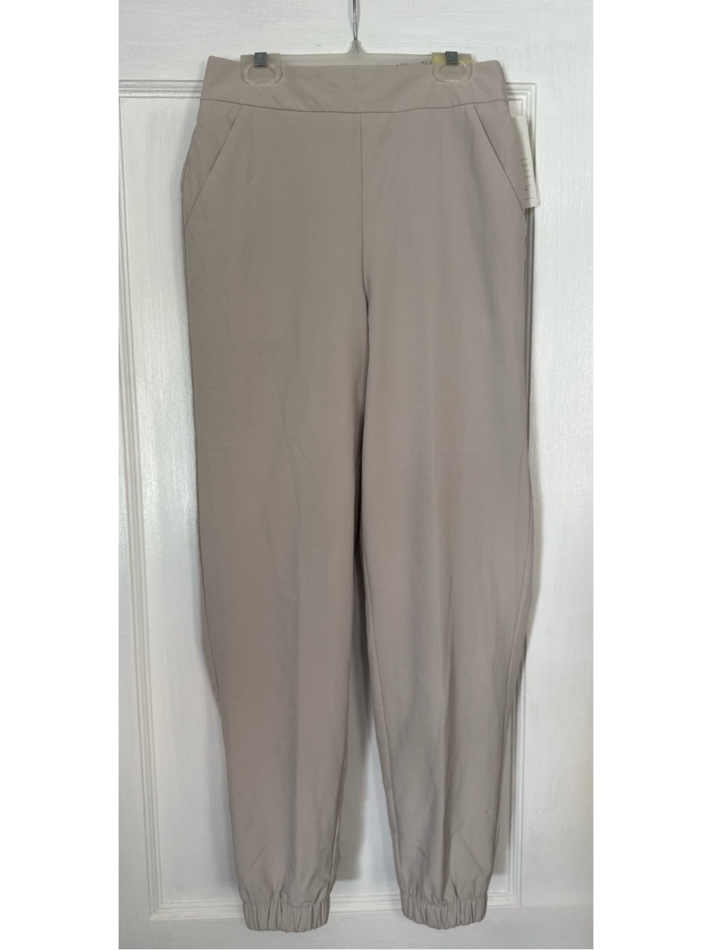 Women's High Rise Lined Woven Jogger Pants